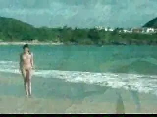 Raven Bay presenta a subtitulaje de porno su hija Nina Hartley al sexo interracial