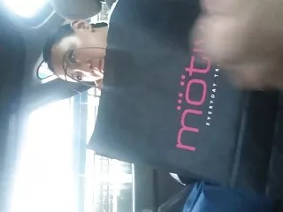 Tengo redtube subtitulado a mi chica en la piscina