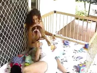 Juguete favorito porno en sub español en el coño