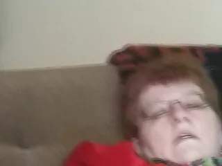 Complació a videos pornos subtitulados su marido con anal