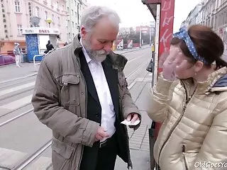 Consolador brutal para coño morena hentai xxx sub en español madura