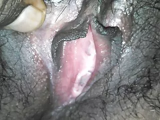 La camarera derramó cóctel sobre su xxnx subtitulado polla